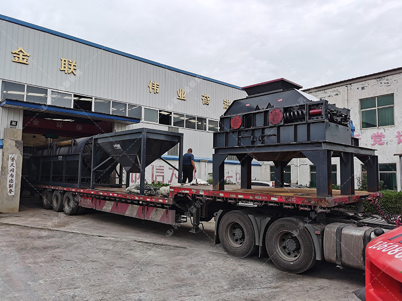 對(duì)輥破碎機(jī),滾筒篩砂機(jī),制砂生產(chǎn)線發(fā)貨圖片