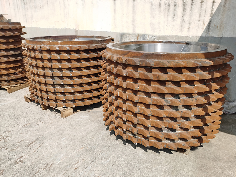 狼牙破碎機是什么設備？在哪些行業(yè)中有廣泛應用？